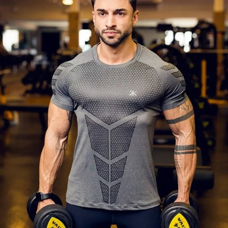 Men Running Sports T-shirt Tight Short Sleeves Shirt Bodybuilding compress Fitness Tee Tops men Clothing