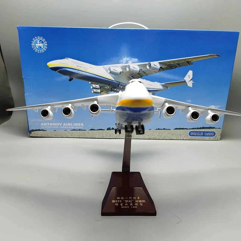 42CM 1/200 Scale For Antonov AN-225 Mriya Transport Aircraft Simulation Airplane Resin Plastic Replica Model Toy For Collection