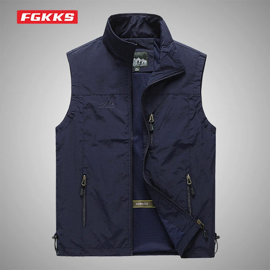 Men New Waistcoat Outdoor Leisure Solid Color Vest Young Middle-aged Photography Vest  Jacket