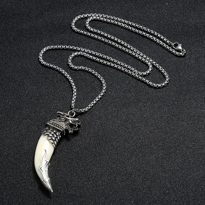 Retro domineering wolf tooth pendant necklace suitable for men's jewelry gifts - Hiron Store