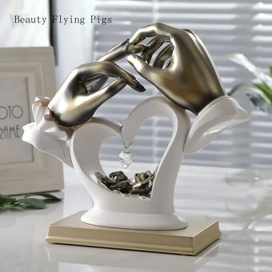 Love Hand Statue Home Decoration Statue Vintage Jewellery Resin Crafts Love Hand Statue