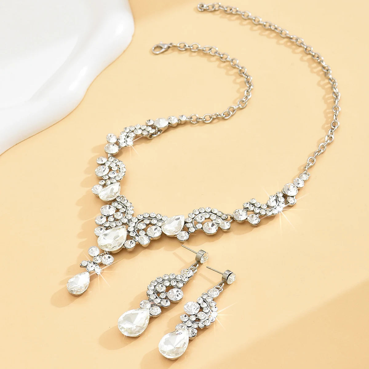 3 Women's Trendy Droplet Earrings with Necklace Jewelry Set