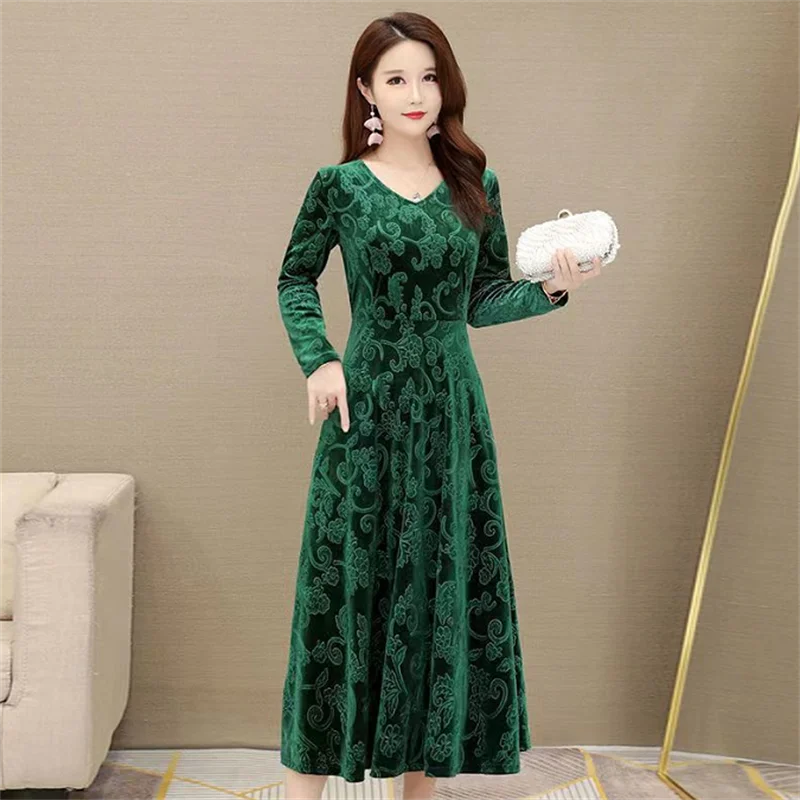 Chic Maxi Dress Ankle-Length Unique Pattern Pleated Swing Large Hem Pure Colour Velvet Dress