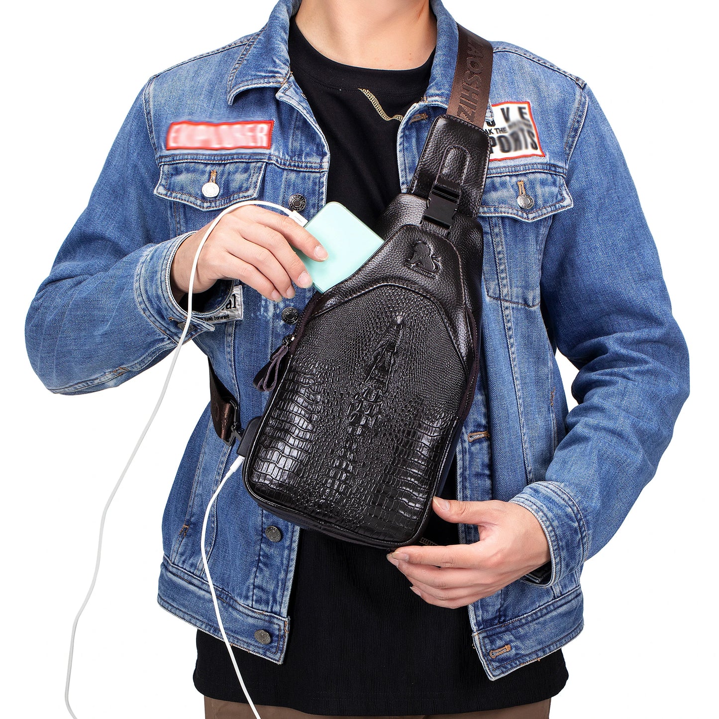 Men's leather chest bag, crossbody bag, crocodile pattern multifunctional bag with USB charging shoulder bag