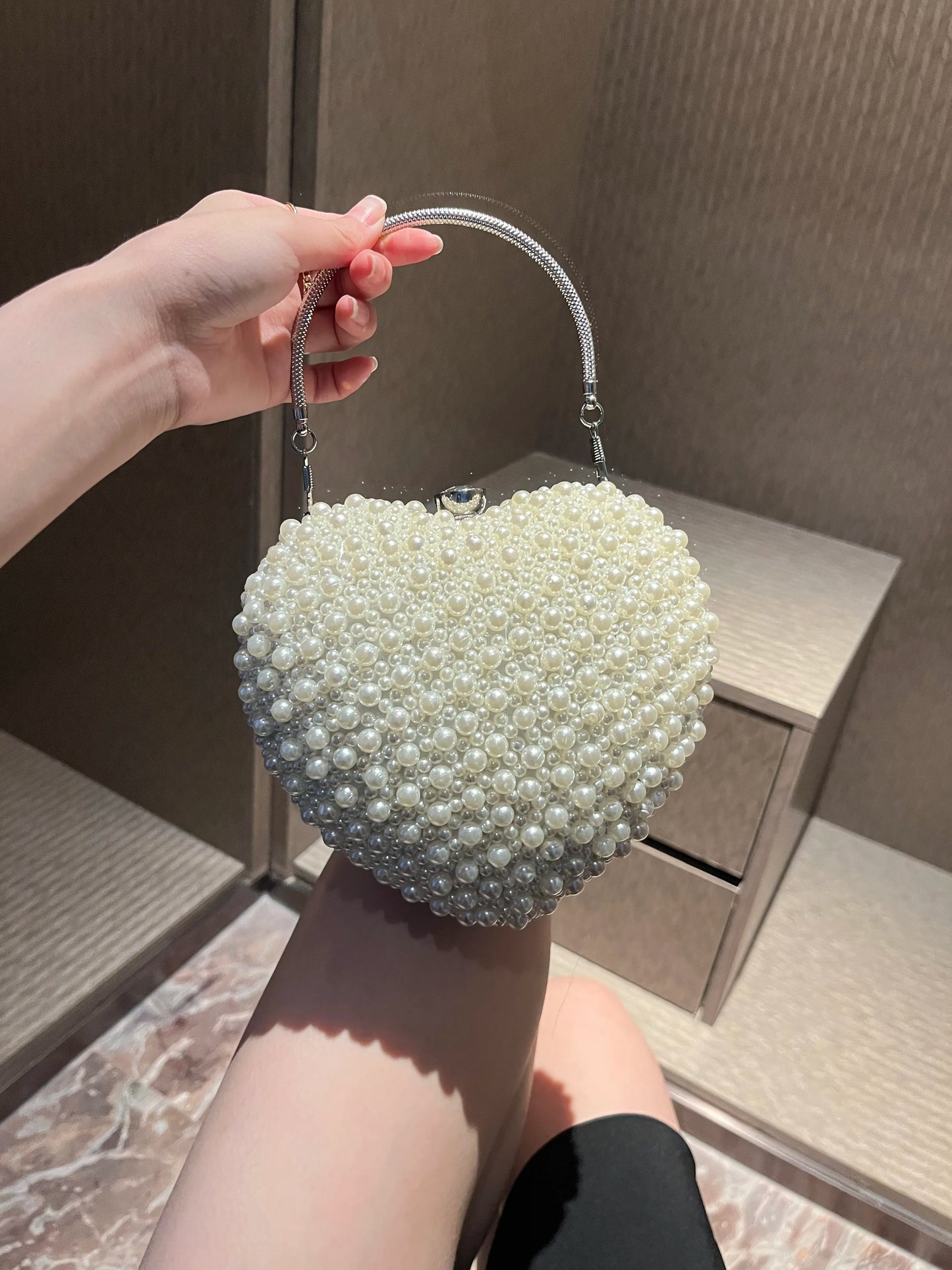 Design Ladies Pearl Bead Luxury Heart Shape Bags For Women