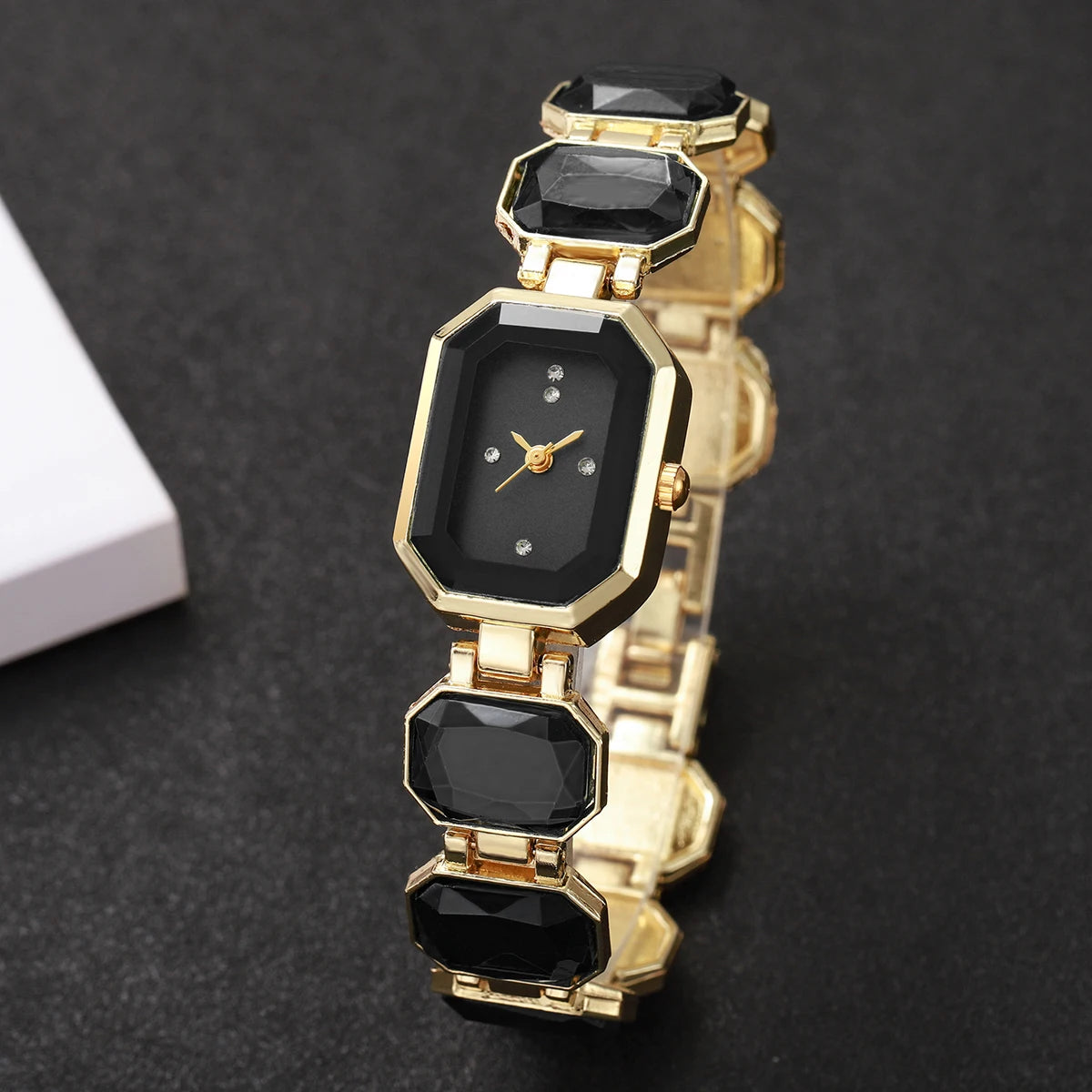 5 colors Women's Watch Fashion Square Dial Elegant Vintage Trendy Quartz Watch (Box Not Included)