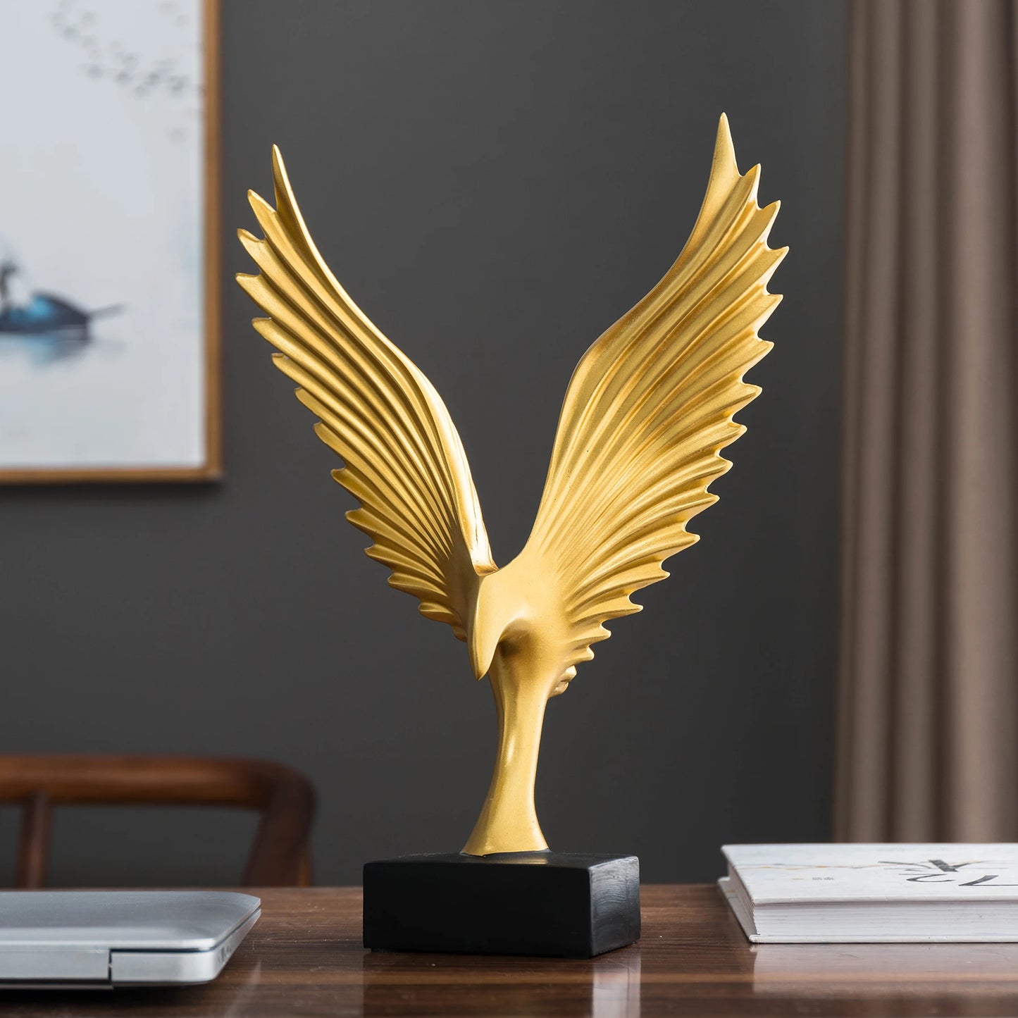 Resin Goldern Wings Statuette Modern Home Office  Decorations  Ornaments Artistic Crafts