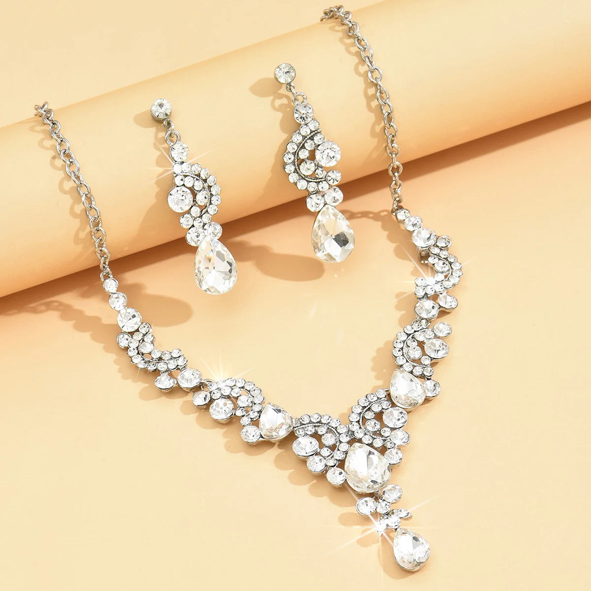 3 Women's Trendy Droplet Earrings with Necklace Jewelry Set