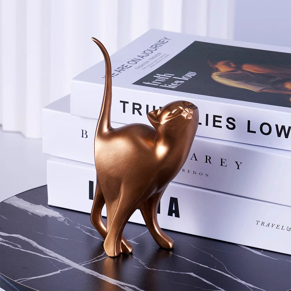 Golden Couples Cat Figurine  European Creative Resin Art Sculpture Decoratvie