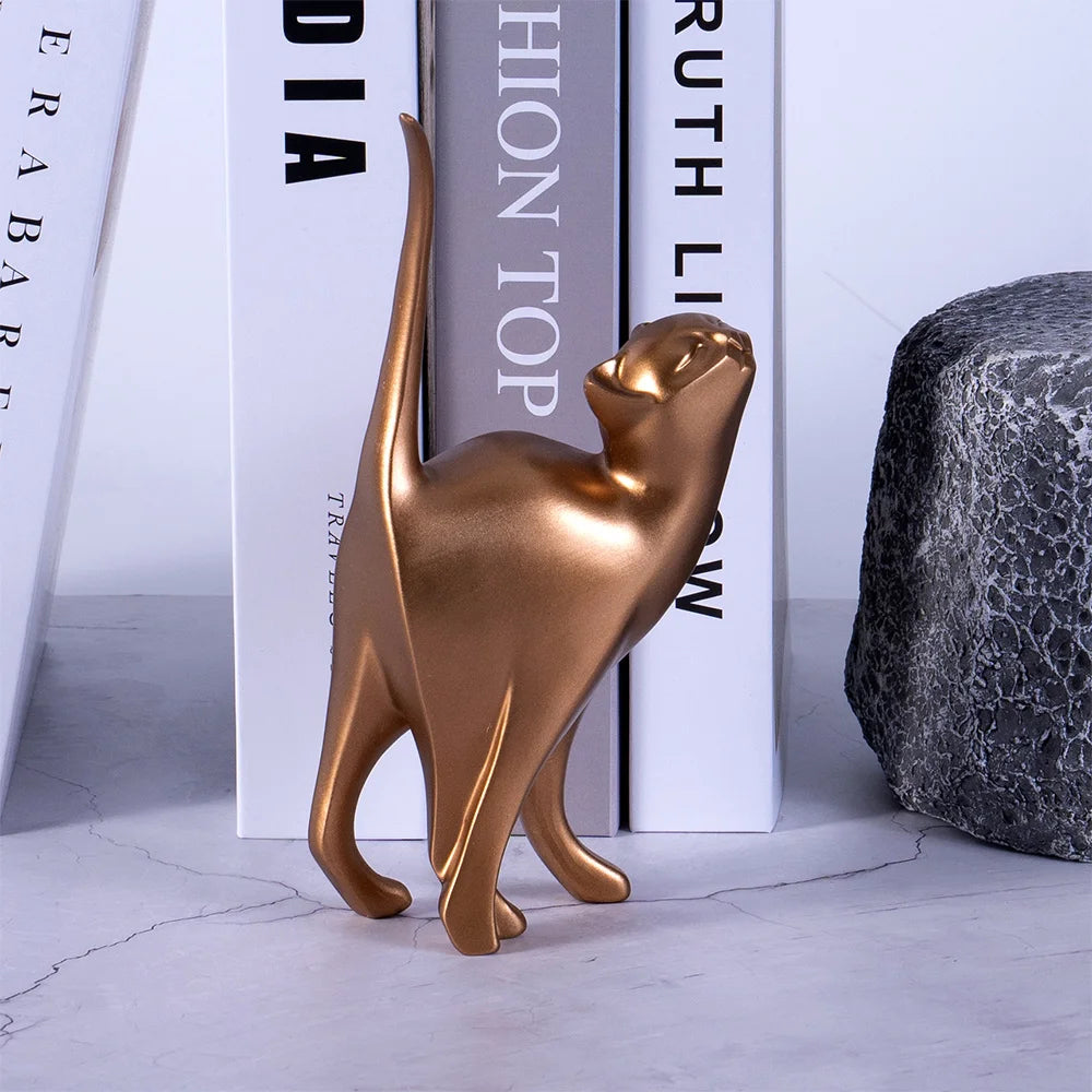 Golden Couples Cat Figurine  European Creative Resin Art Sculpture Decoratvie