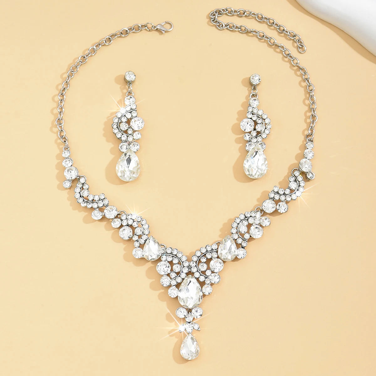 3 Women's Trendy Droplet Earrings with Necklace Jewelry Set