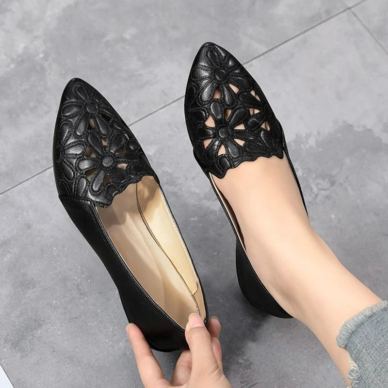 Shoes for Women Embroidery Breathable Square Heel Loafers Slip On Pointed Toe Leather Single Shoes