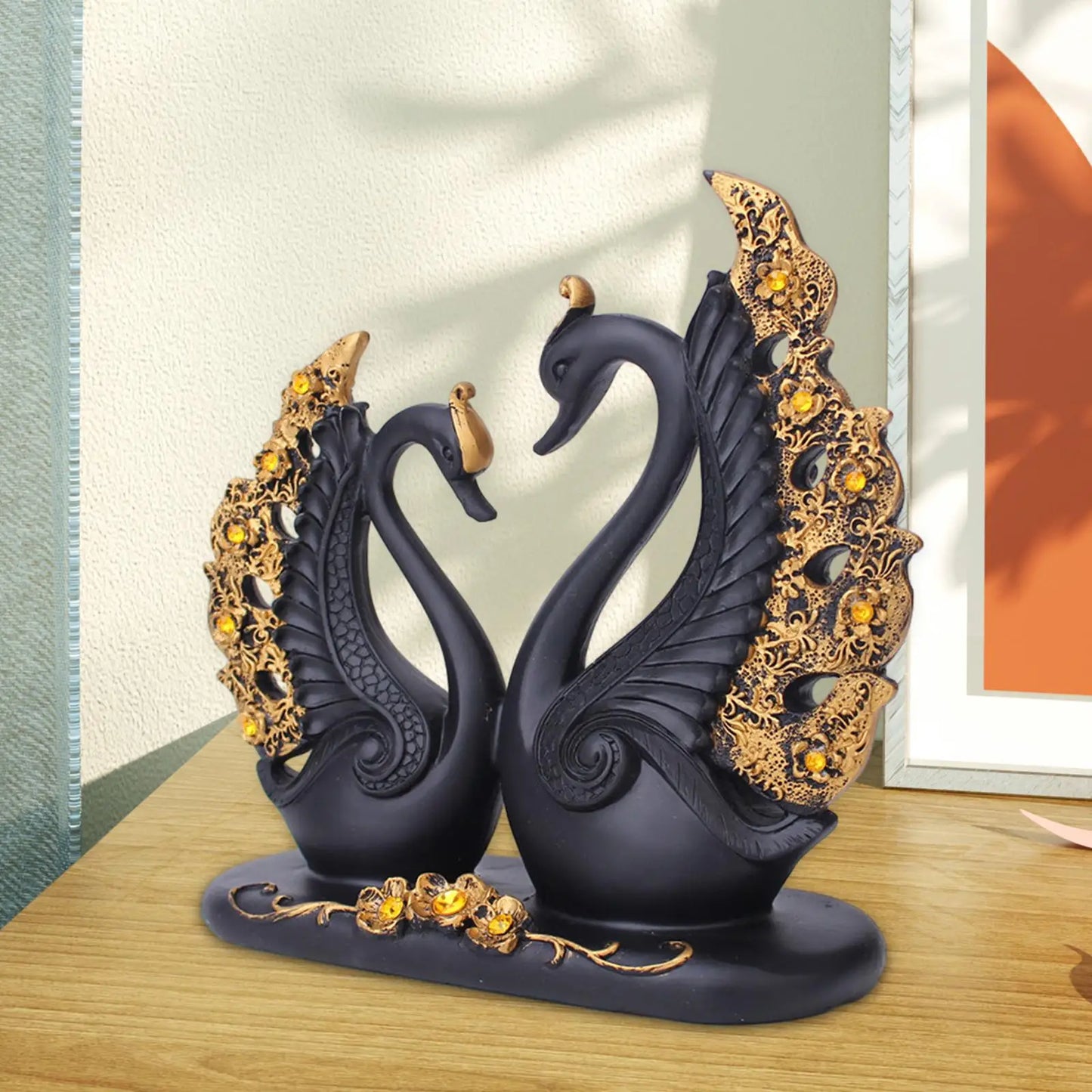 Swan Couple Figurine Realistic Simple Decorative Art European Swan Sculpture Décor for Indoor Home Entrance Cabinet Desktop