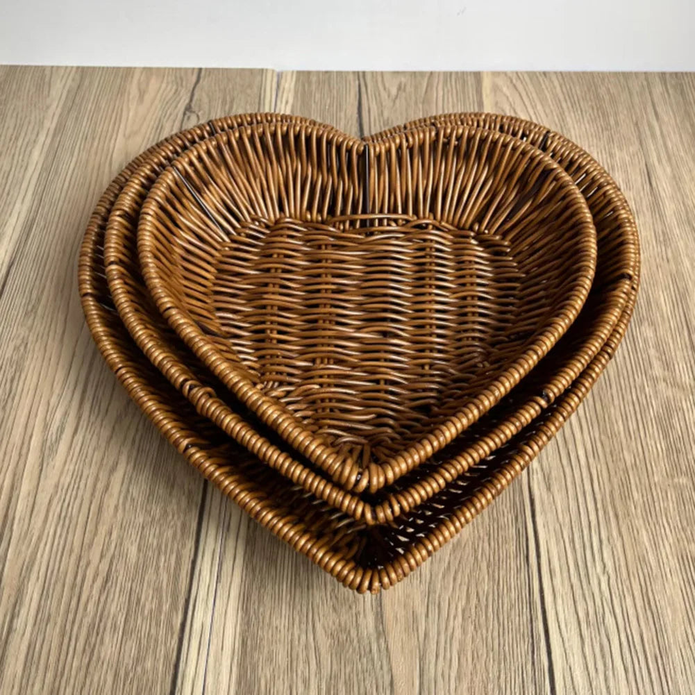 Heart-Shaped Woven Storage Basket Multi-Uses Simulation Rattan Desktop ...