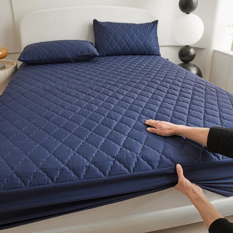 Quilted Thick Waterproof Mattress Cover Mattress Protector Queen King Fitted Sheet Bed Pad Cover Bed Topper