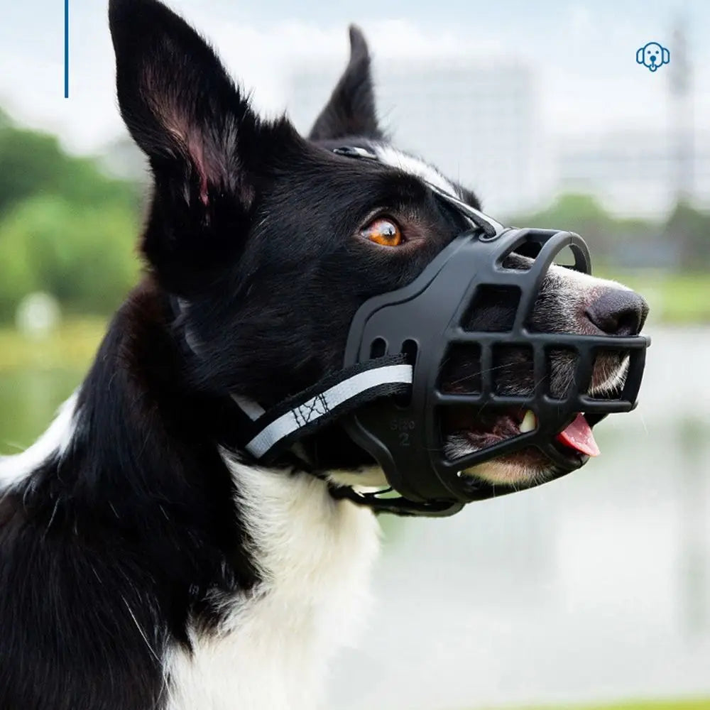 With Reflective Strip Adjustable Dog Muzzle Strong Breathable Can Drink Water Dog Mouth Cover Anti-Biting Plastic - Hiron Store