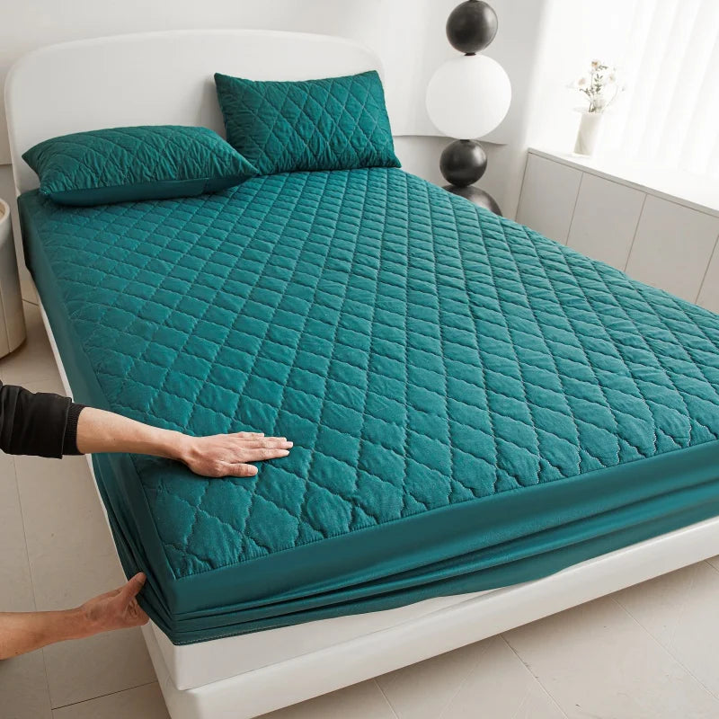 Quilted Thick Waterproof Mattress Cover Mattress Protector Queen King Fitted Sheet Bed Pad Cover Bed Topper